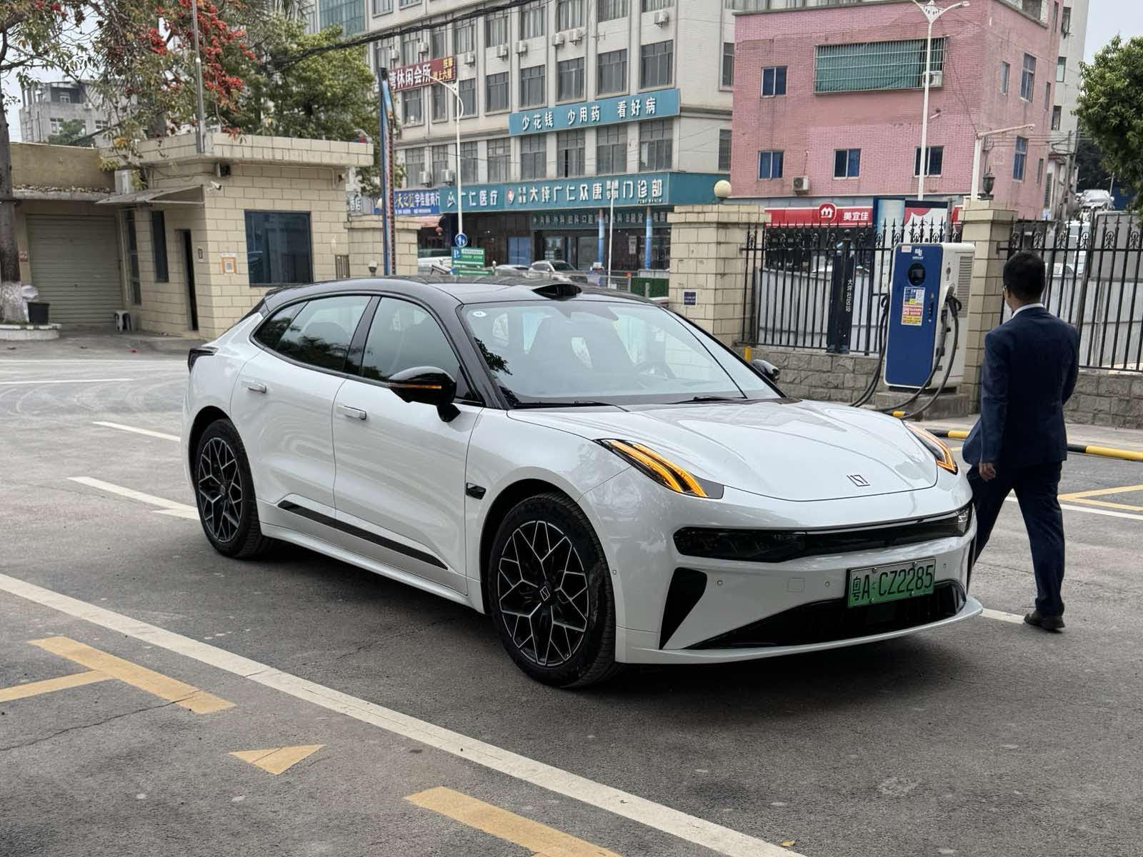 What are the most popular electric cars made in China? Top 6