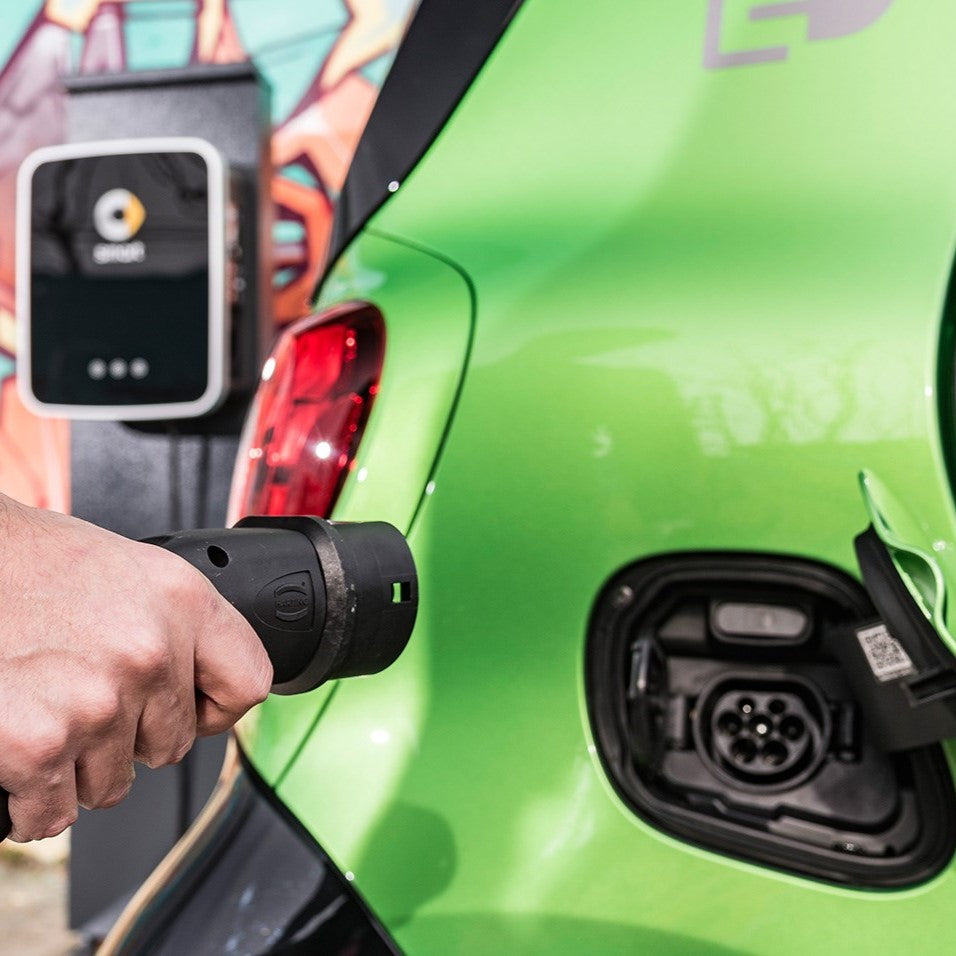 smart fortwo ev charging station