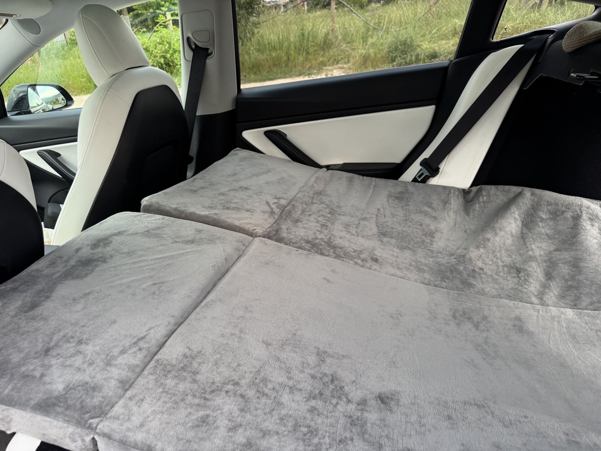 Matelas de camping en mousse à mémoire de forme pour Tesla Model 3/Highland