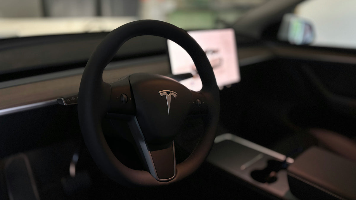 Tesla V2L adapter review: Features, usage and benefits