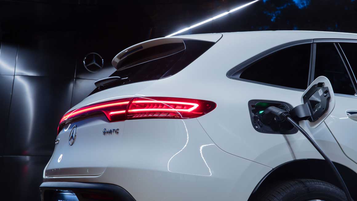 mercedes charging, mercedes home charger, mercedes charger