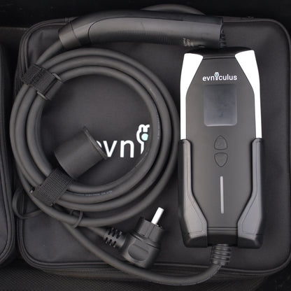 Portable EV Charger NACS (5m, 3.5 kW/16A)