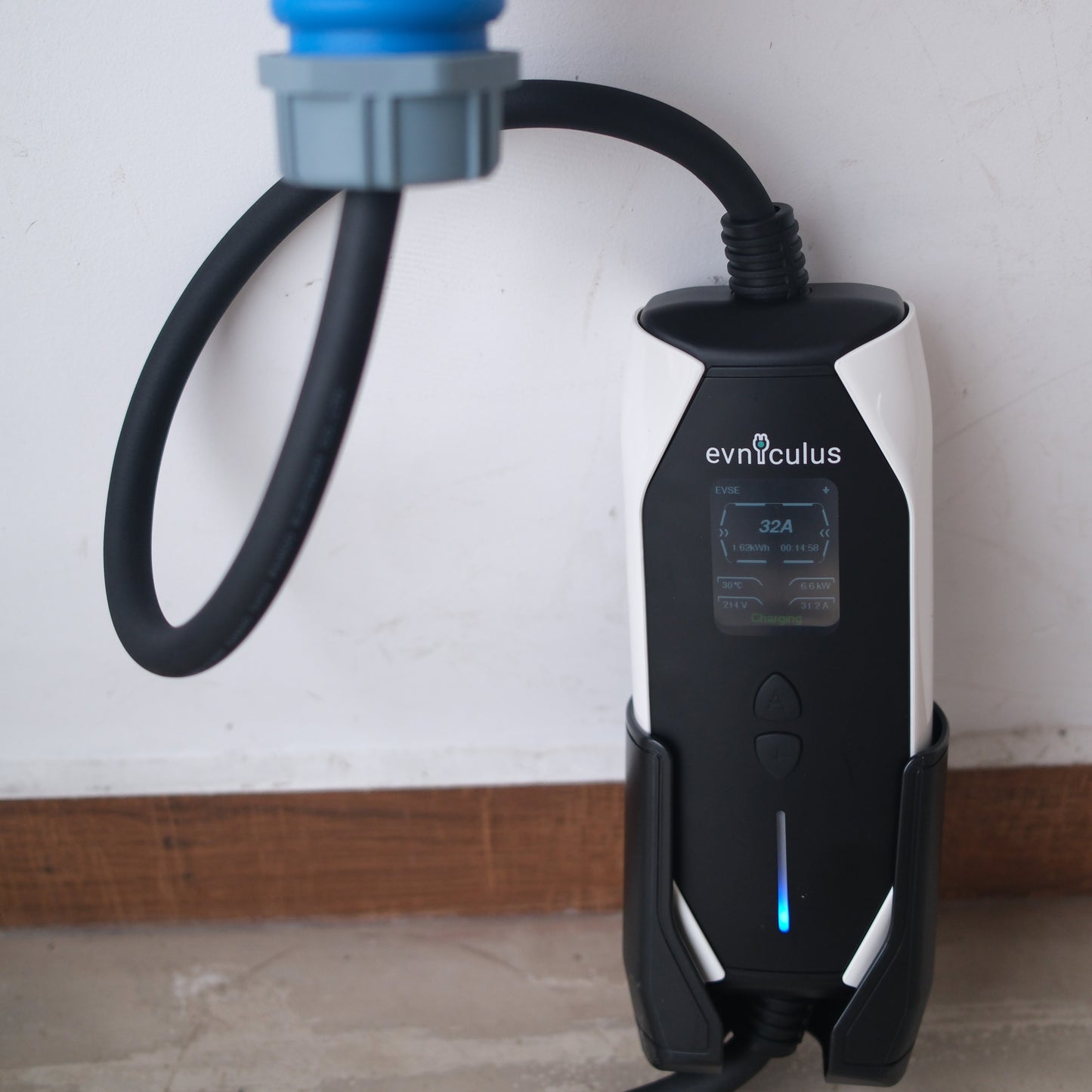 Portable EV Charger NACS (5m, 7 kW/32A)