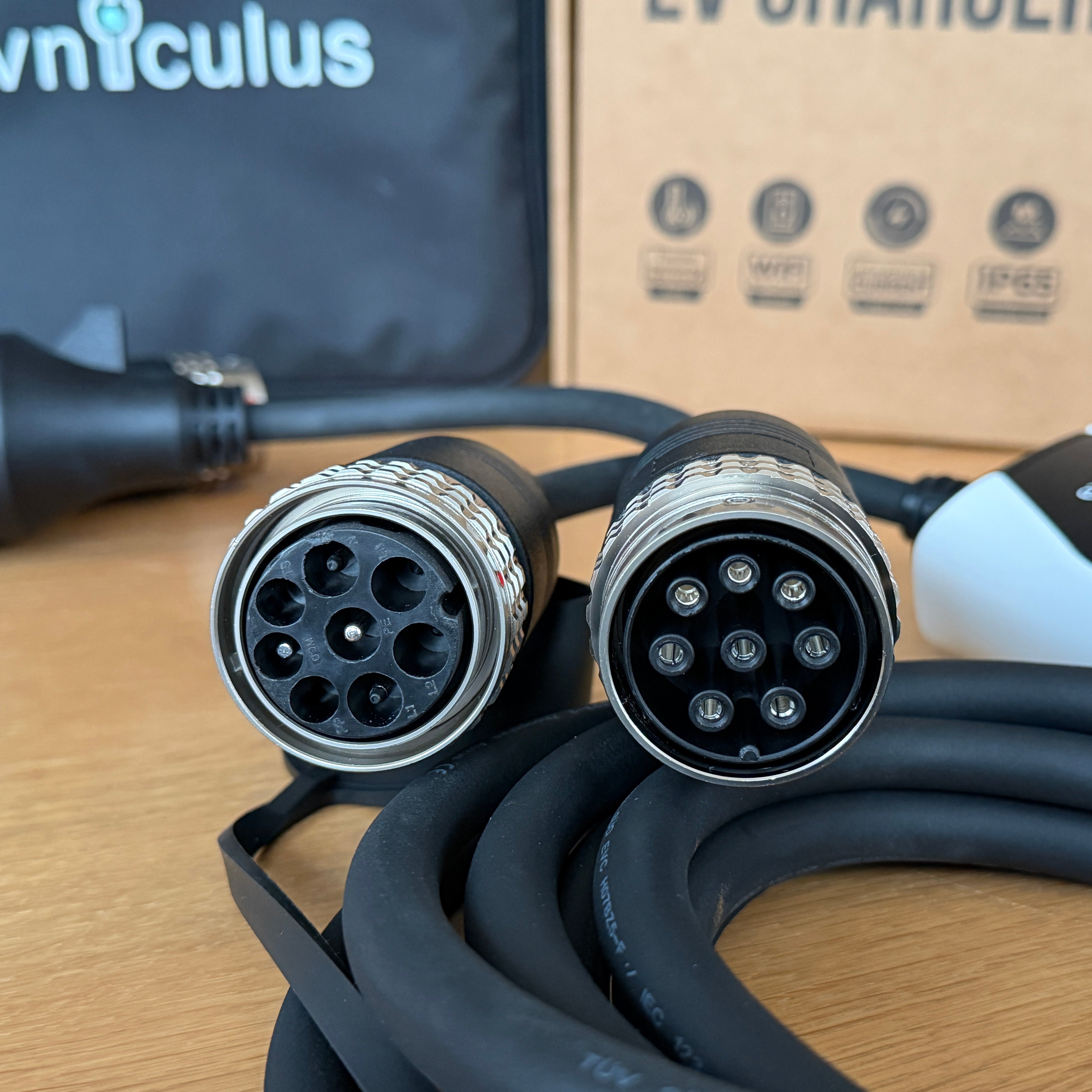 Portable EV Charger Type 2 with Adapters (7 kW/32A) + WiFi & APP